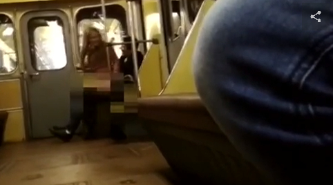Осъдиха млада двойка, която прави секс в руско метро (ВИДЕО 18+) 
