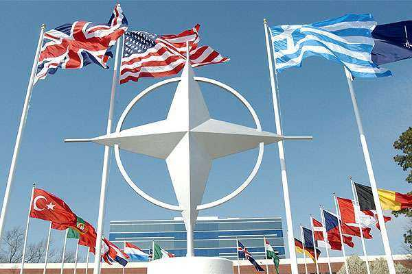 НАТО отправи призив към Русия и Украйна относно ситуацията в Азовско море