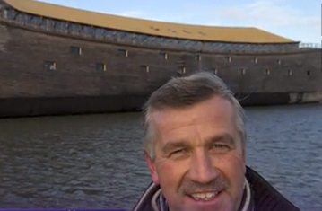 Холандец построи "Ноевия ковчег" в пълния му размер (ВИДЕО)