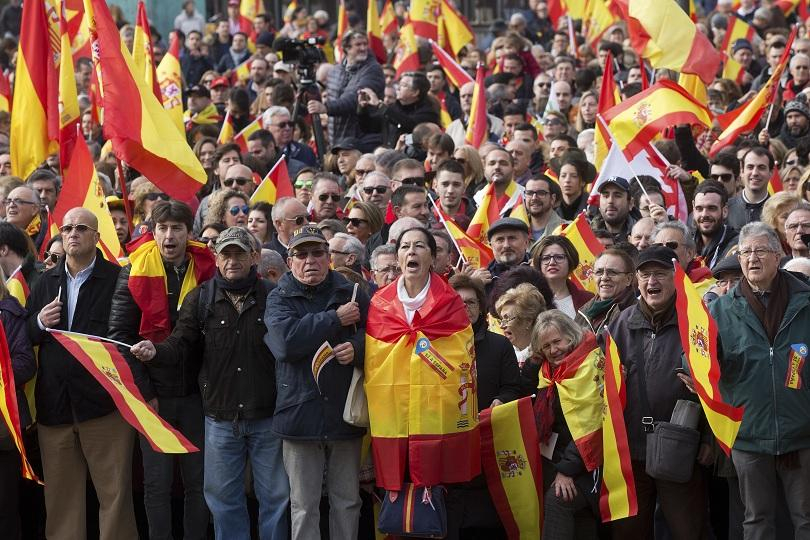 Хиляден протест в Мадрид в защита на националното единство