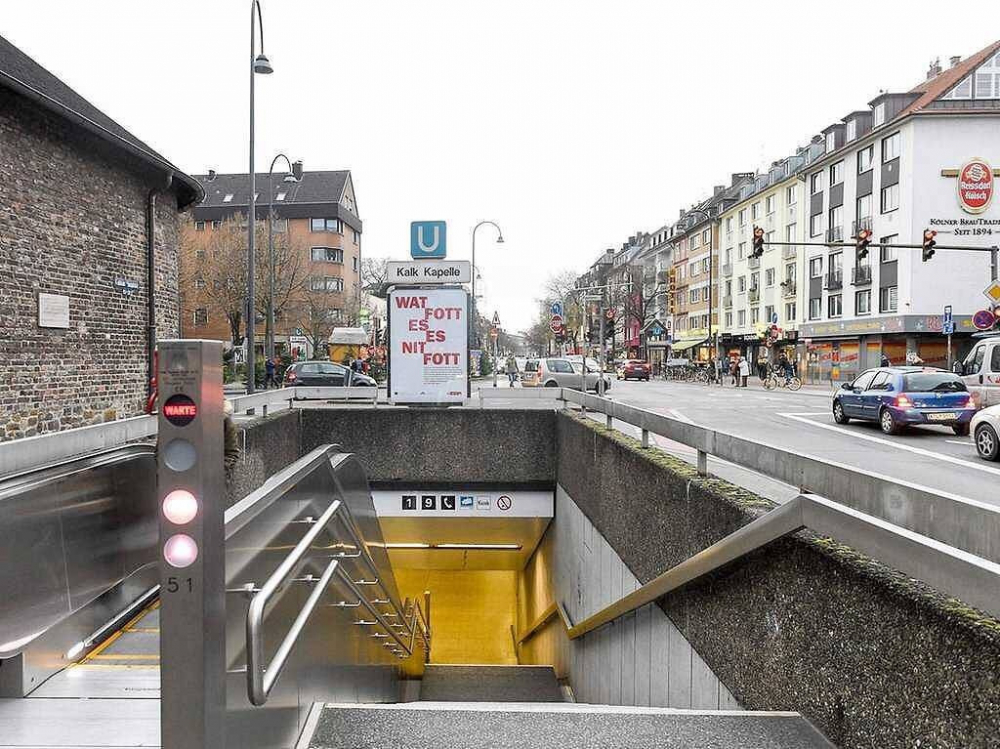 Разпръснаха газ в метрото в Кьолн, има пострадали