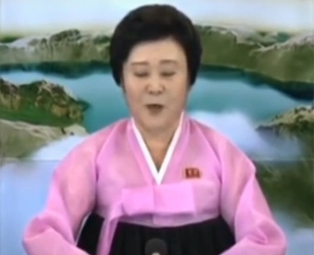 Най-известната ТВ водеща в Северна Корея подаде оставка (ВИДЕО)