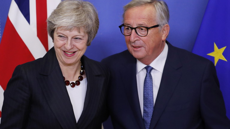 След тежки преговори: Юнкер съобщи сензационна новина за сделката по Брекзит 