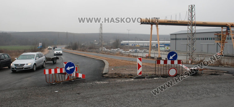 Хасковски джигити вършат безумия по затвореното за ремонт Околовръстно (СНИМКИ)
