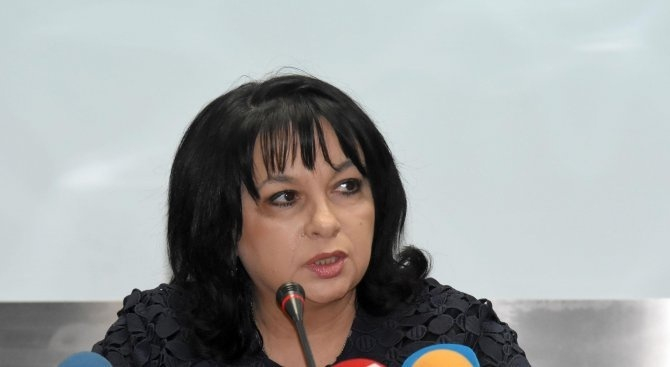 Министър Петкова с позиция за новината, че ЕК е глобила със 77 милиона евро БЕХ