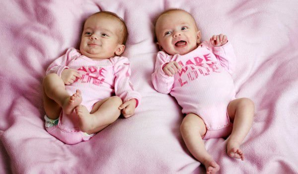 Такова чудо с 19-годишни близначки се случва за първи път в историята на Русе 
