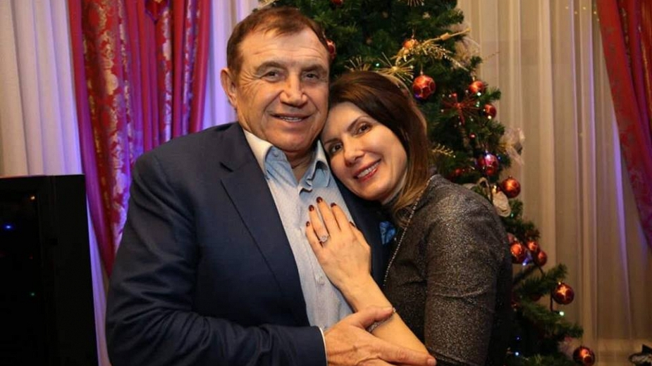 Сватба №1 в бизнеса за 2019: Проф. Николай Вълканов предложи брак на приятелката си Румяна