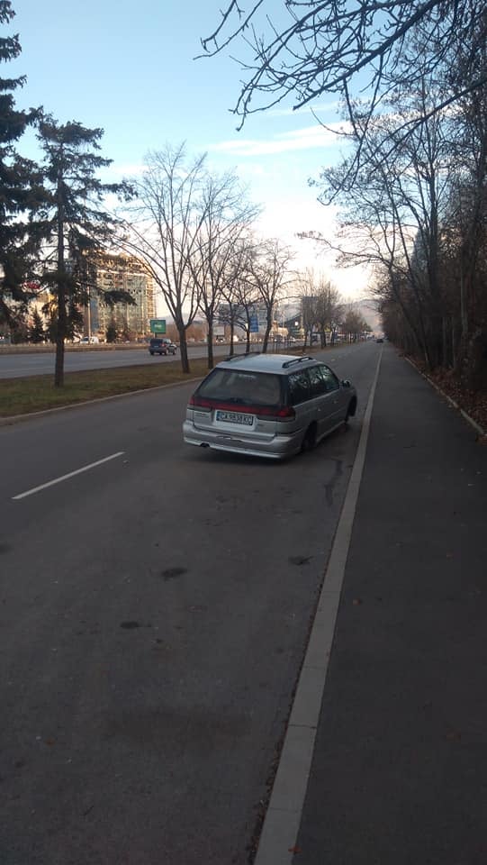 Само в БЛИЦ! Опасни апаши вършеят из столицата и нанасят удар след удар (СНИМКИ)