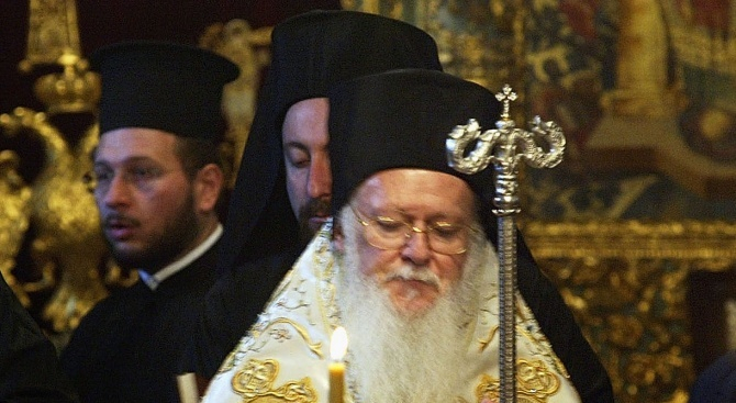 Вселенският патриарх Вартоломей подписа томоса за автокефалия на православната църква в Украйна