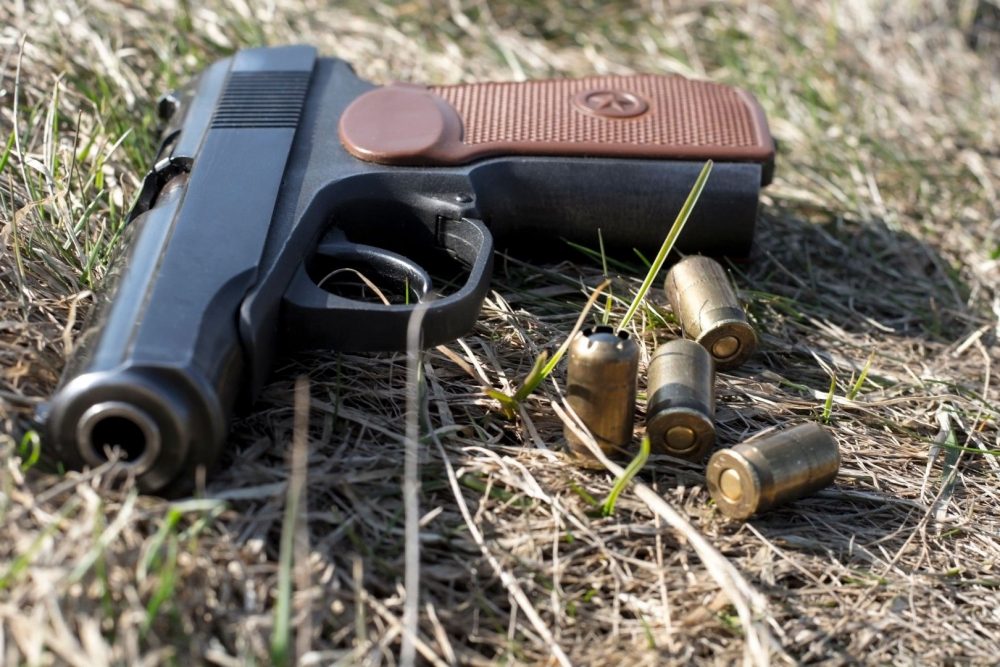 Мъж се гръмна с пистолет в главата край Враца