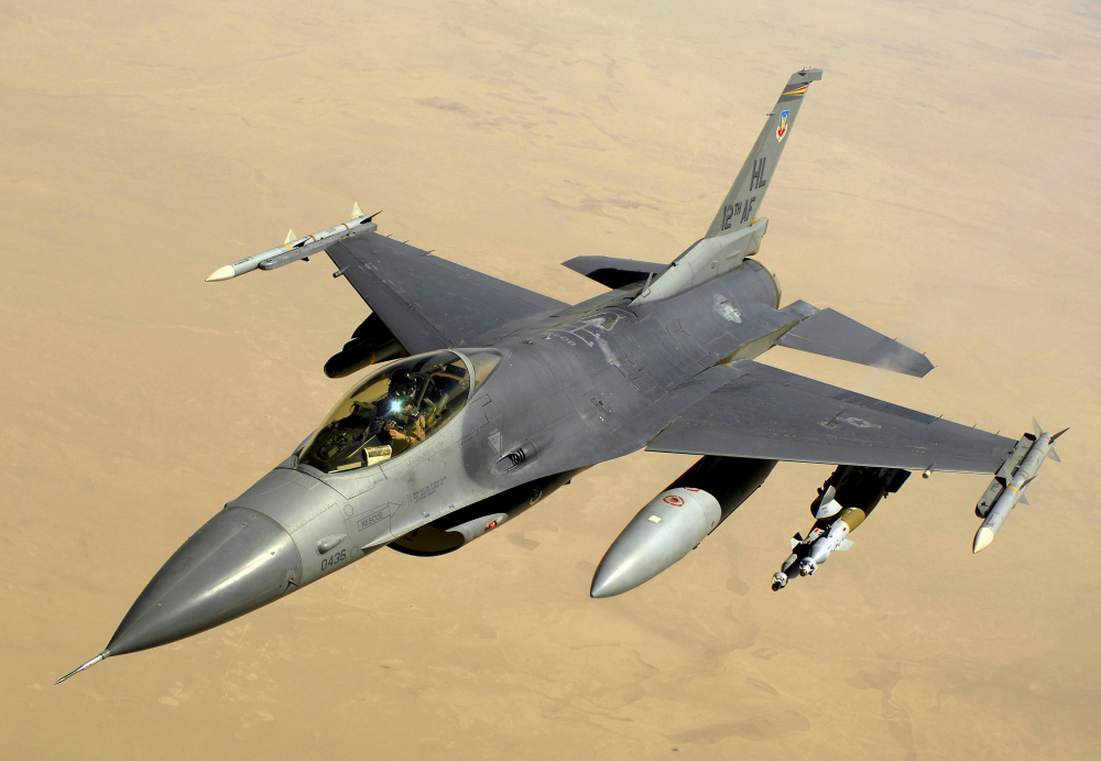 Белият дом с важно изявление за изтребителя F-16, който България може да купи!