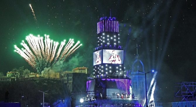 Eто какво ще се случи с 30-метровата сцена кула в Пловдив