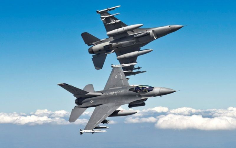 Американското посолството и "Локхийд Мартин" приветстваха решението за започване на преговори за F-16