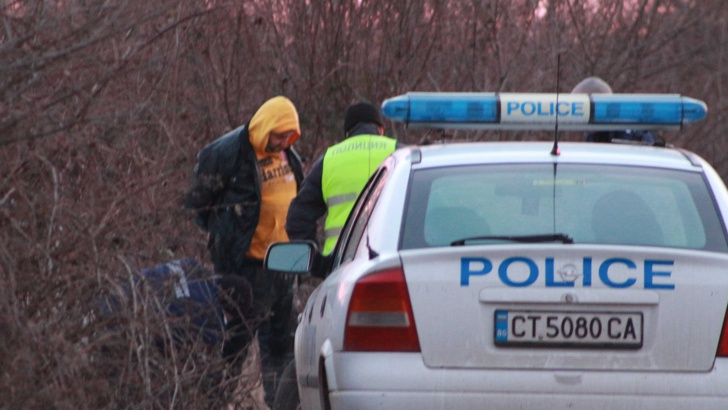 В Старозагорско почерня от полиция след гонката! В издирването на беглеца включиха и... (СНИМКИ)
