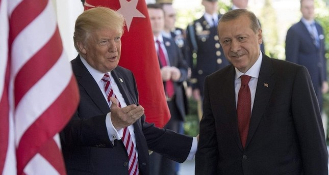 Ердоган разговаря по телефона с Тръмп заради Сирия