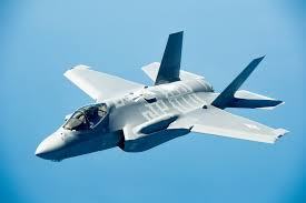 ВИДЕО показа как изтребител F-35 в режим "звяр" нанася удари по пет цели едновременно