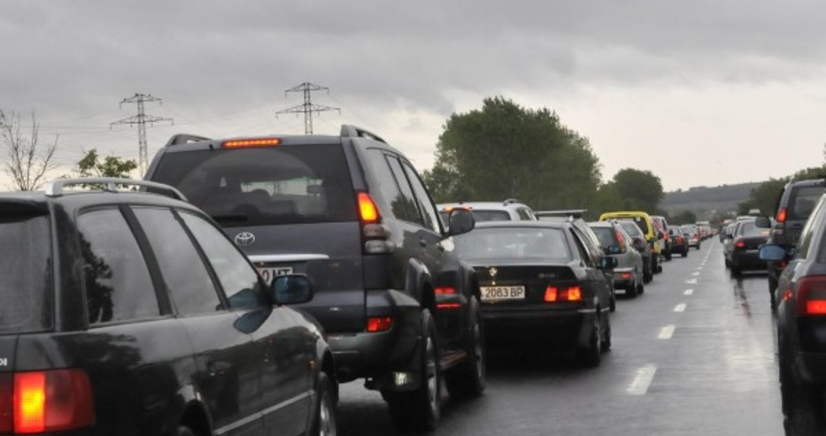 Шофьори се опънаха на новия закон за движение по пътищата