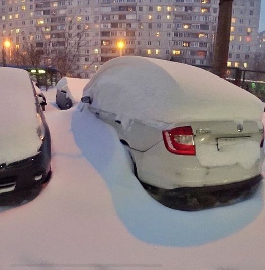 Невиждан снежен апокалипсис в Москва от 70 години! (СНИМКИ/ВИДЕО)