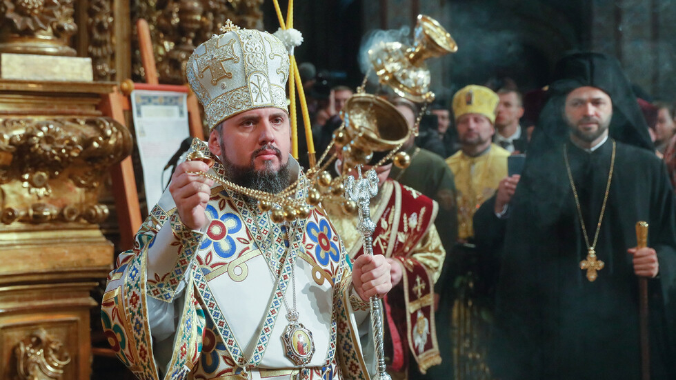 „Коронясаха“ патриарха на независимата украинска църква 