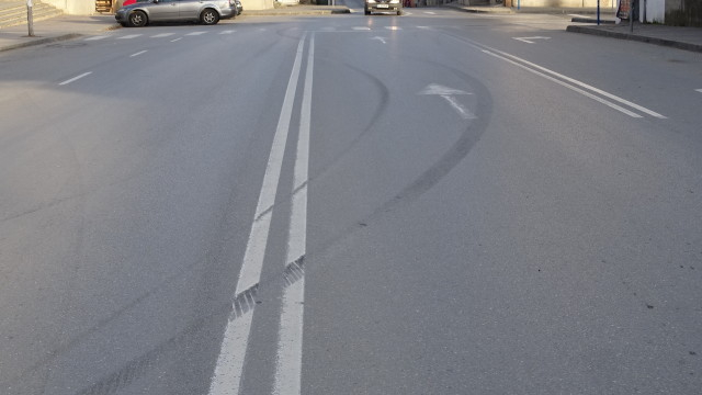 Арестуваха шофьор на BMW, дрифтил по улиците на Благоевград