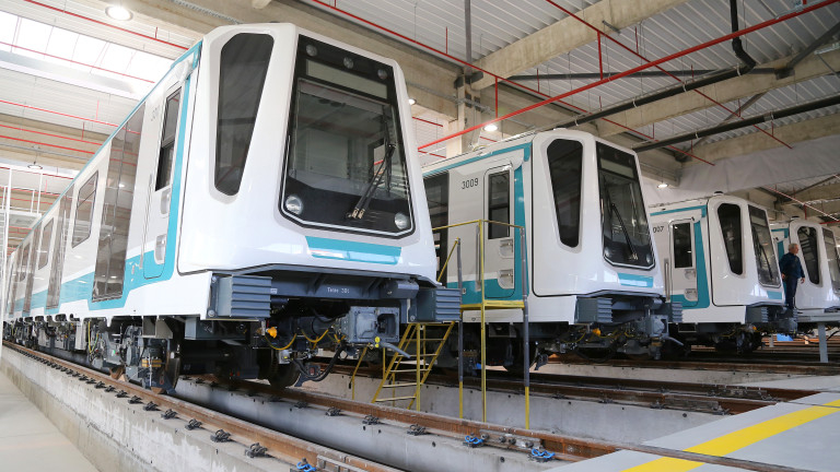Започва обучението на машинисти за новите влакове на Софийското метро (СНИМКИ)