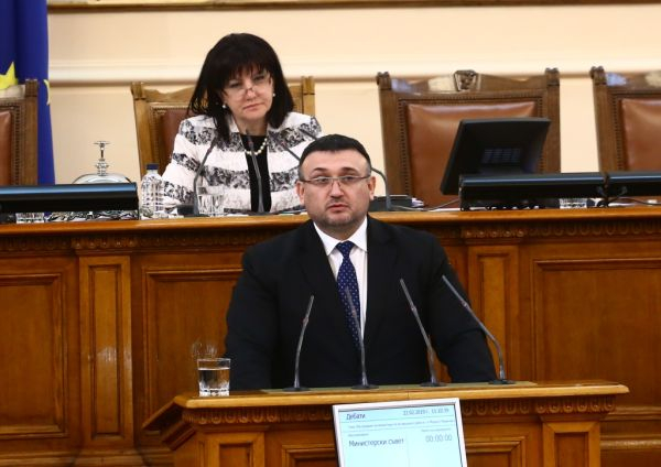 Младен Маринов: Има фрапиращи случаи в престъпната бизнес схема с ТЕЛК