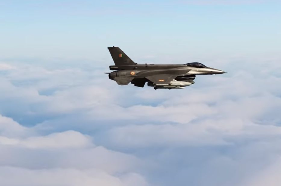 „Локхийд Мартин“ показа чисто новия изтребител F-21 (ВИДЕО)
