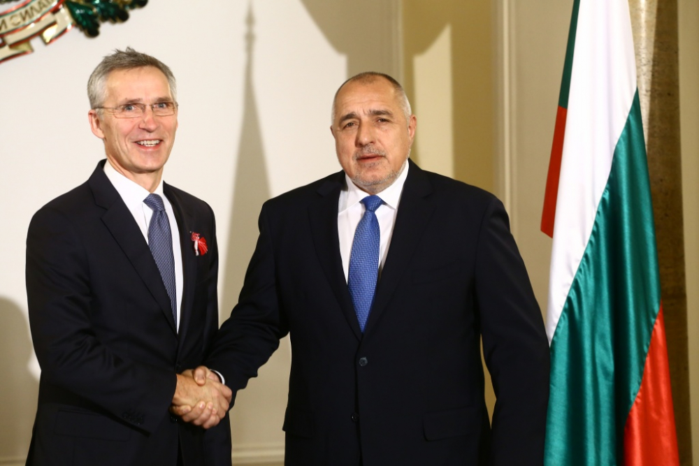 Изненада за Столтенберг от Борисов за добре дошъл в България (СНИМКИ)