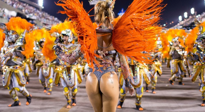 Започна карнавалът в Рио де Жанейро (ВИДЕО)