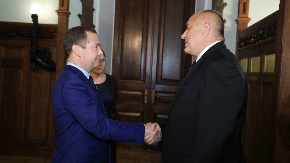 Започна срещата на Борисов с Медведев, двамата говорят на четири очи 