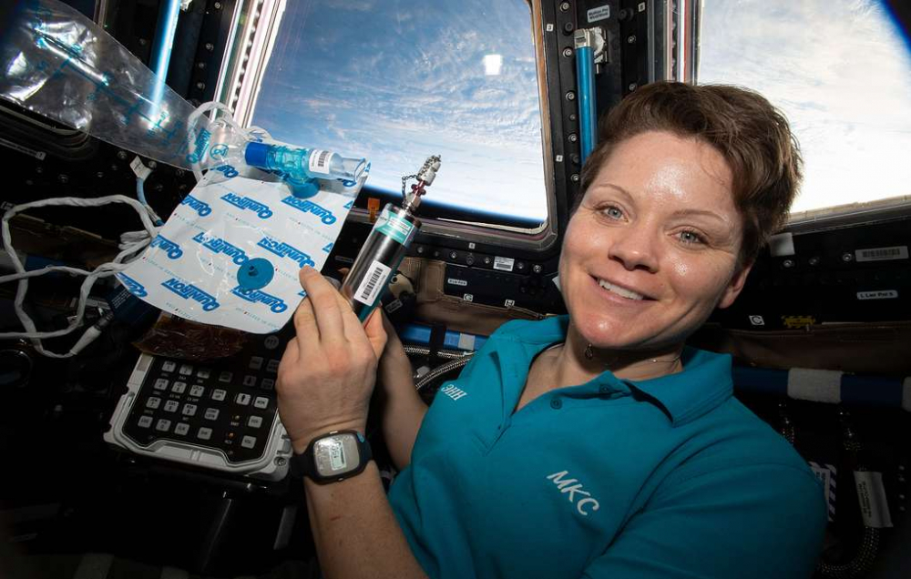 Американска астронавтка сподели от борда на МКС какво физиологично чудо е станало с нея за 3 месеца в Космоса 