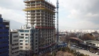 От птичи поглед: Дрон засне как никне като гъба небостъргачът „Златен век“ в София (ВИДЕО)