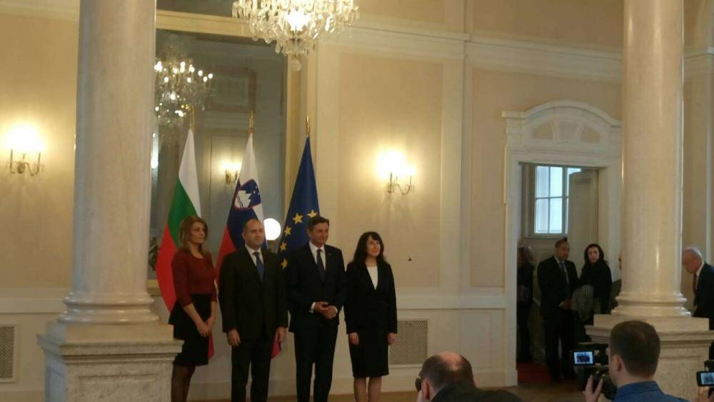 Официална церемония посрещна Румен Радев и съпругата му Десислава в Словения (СНИМКИ)