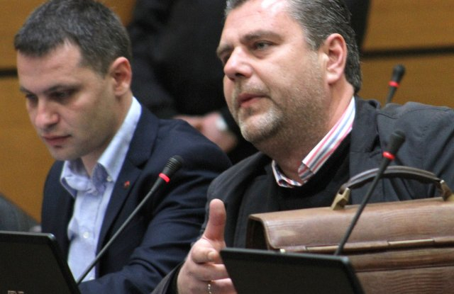 Гей скандал разтърси фондация "Пловдив 2019", ще поеме ли отговорност кметът Тотев (СНИМКИ)
