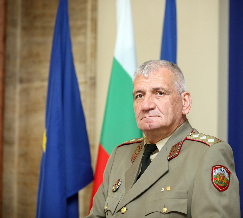 Шефът на отбраната ни разкри как се справя всъщност България в НАТО