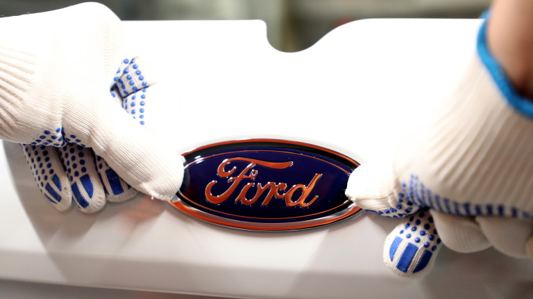 Румънците пак намазаха: Ford влага още 200 млн. евро в завода си в Крайова