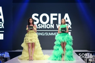 Ден първи на Sofia Fashion Week: Коктейл от емоции, талант и красота (СНИМКИ)