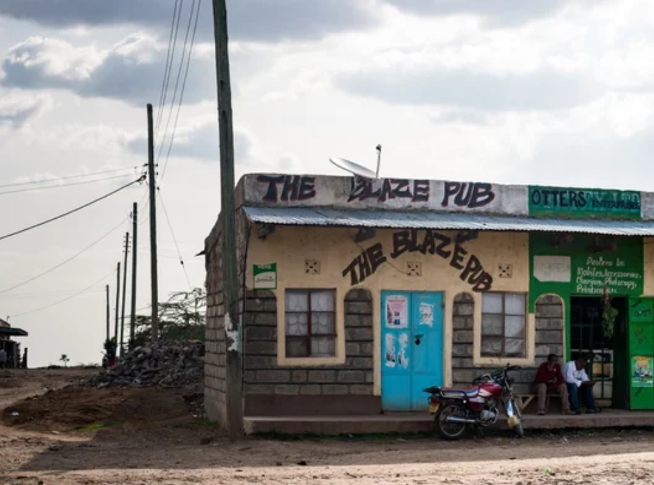 Искате да видите "Черната Африка"? Просто отбийте от туристическите маршрути в Кения