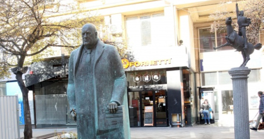 Паметникът на Борисов стана хит, вече има желаещи да го купят!