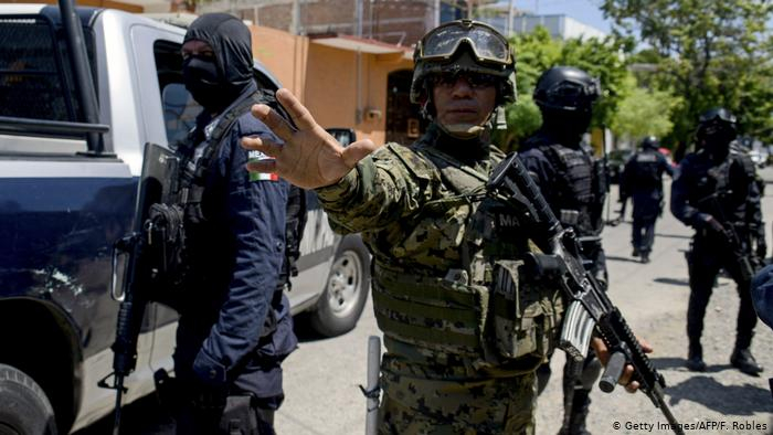 Наркобанди устроиха страховита касапница в Мексико