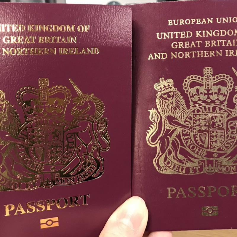 Нещо важно изчезна от новите британски паспорти