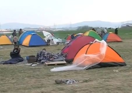 Ето какво се случва с безчинстващите мигранти от лагера край Солун 