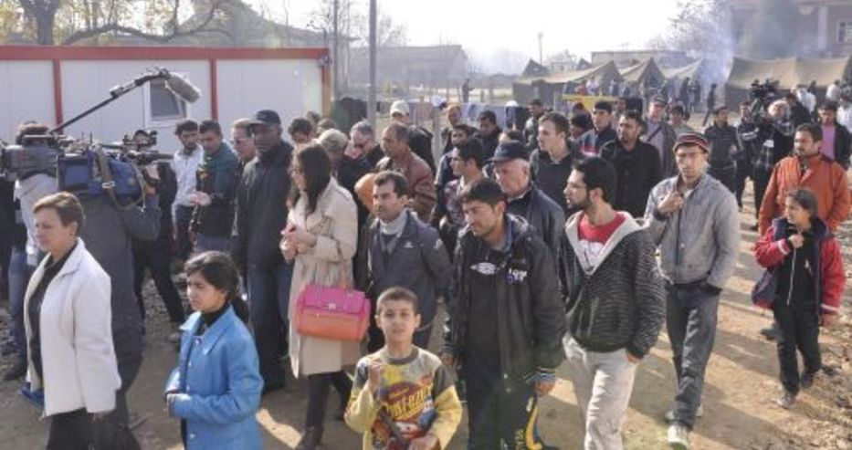 Турция залови 950 мигранти до границата с Гърция