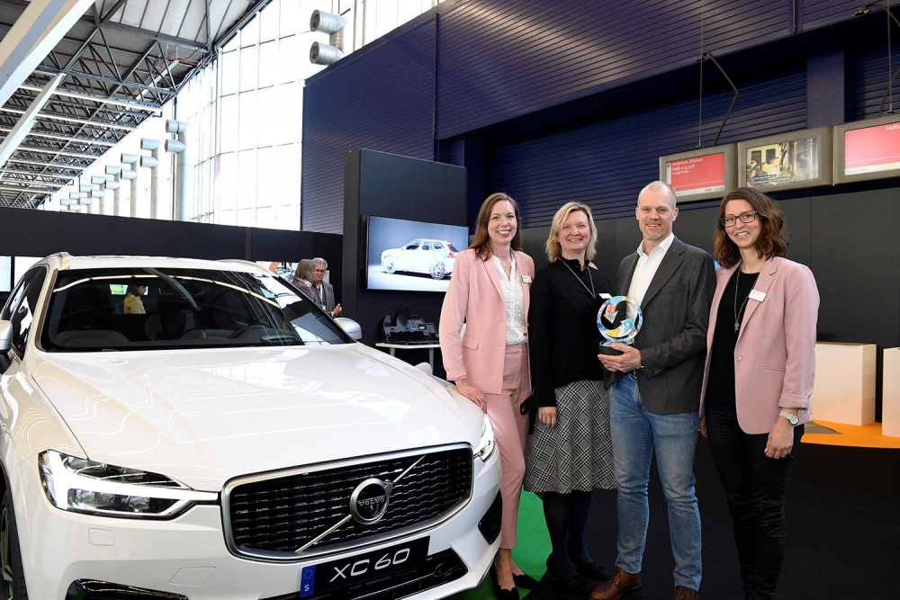 Volvo XC60 с отличие от Plastics Recycling Awards Europe