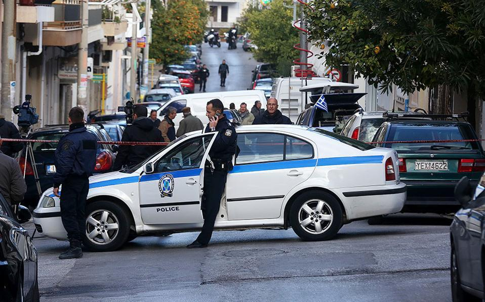 Шок в Атина! Най-малко 70 арестувани 