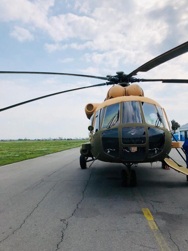Томислав Дончев се метна на ремонтиран хеликоптер (СНИМКИ)