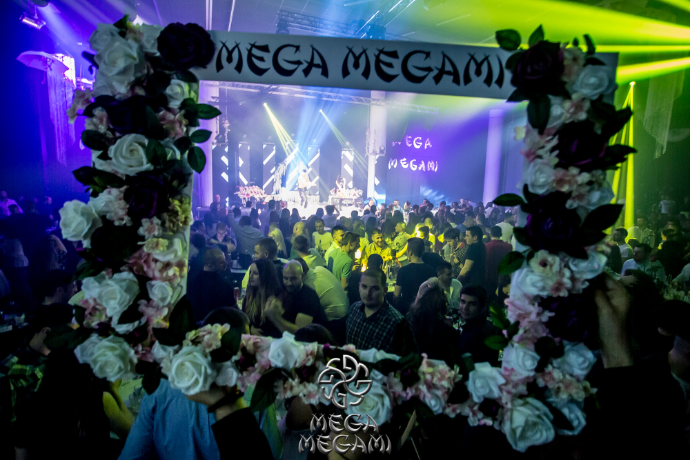 Парти концертът Mega Megami: Flower Power с гост изпълнители Галена и Миле Китич събра над 3000 души (СНИМКИ)
