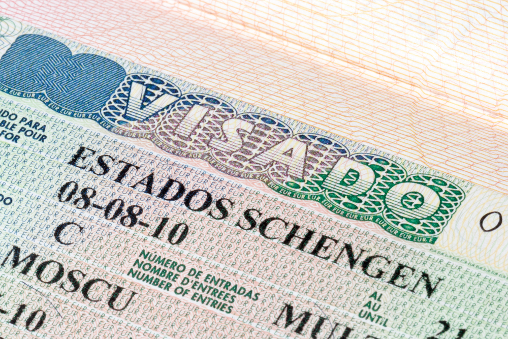 Отлични новини за „добрите туристи“, които искат шенгенска виза