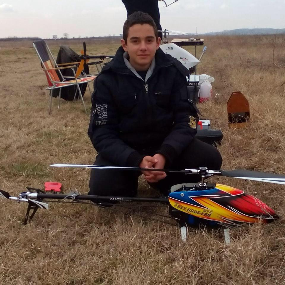 18-годишният Вальо, загинал при авиокатастрофата край Оризари, бил... (СНИМКИ)