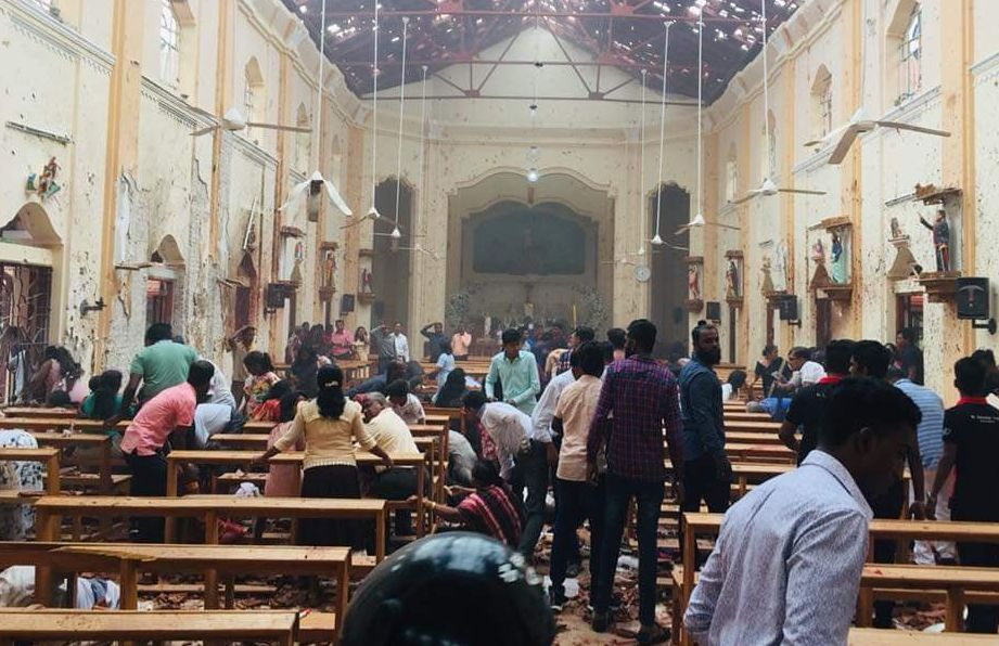 Зловещо ВИДЕО 18+ от атентата в Шри Ланка! Загиналите са ужасно много!